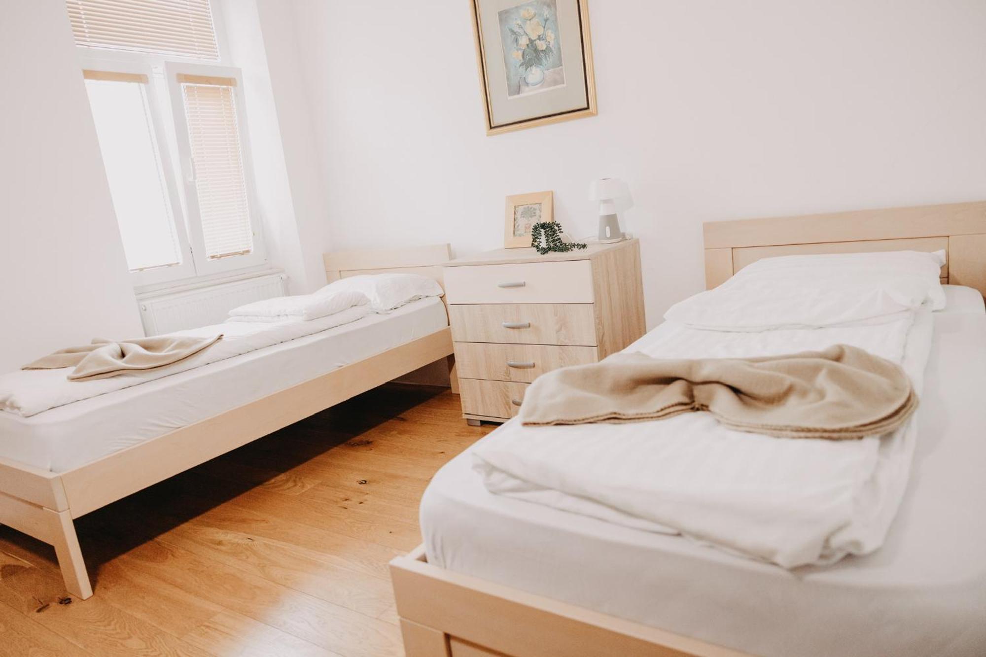 Apartments Miki'S بليد الغرفة الصورة